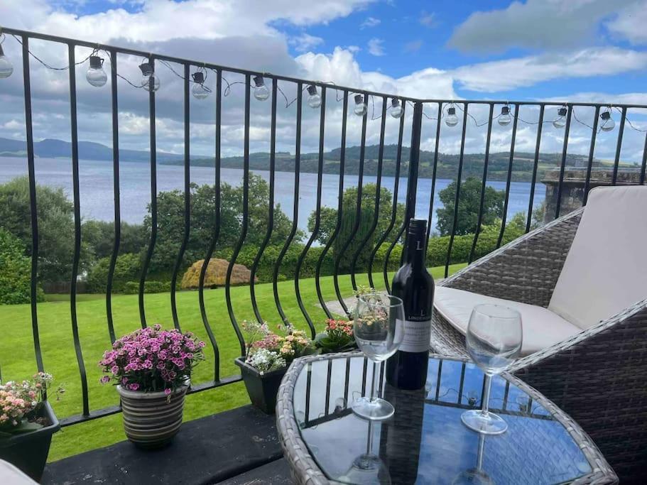 Ferienwohnung Loch View At Lomond Castle Balloch Exterior foto